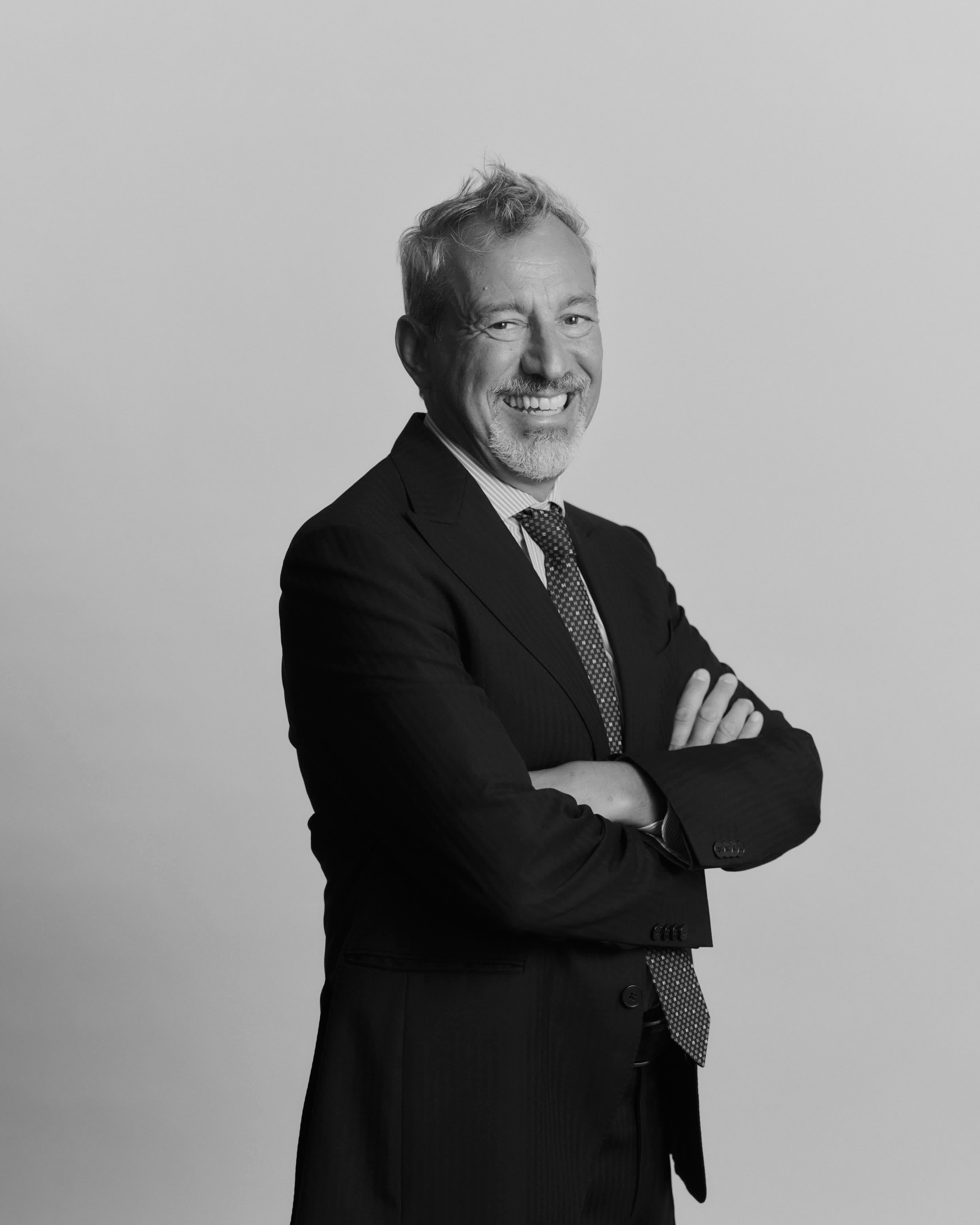 Foto professionale di Alberto Roda - Lawyer e membro del team di Circle Legal Group specializzato in consulenza legale