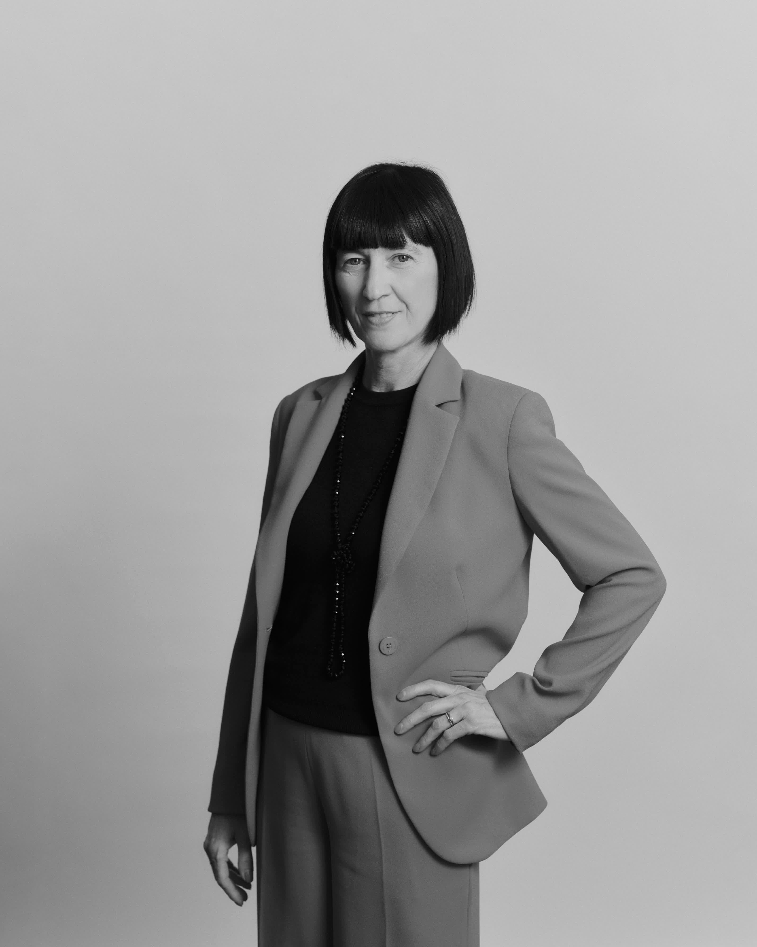 Foto professionale di Paola Poetini - Avvocato e membro del team di Circle Legal Group specializzato in consulenza legale